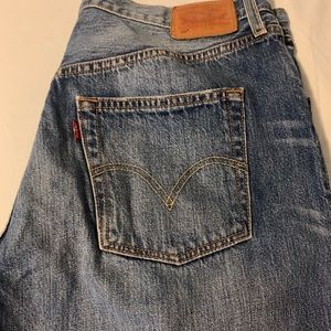 Levis 501 jeans